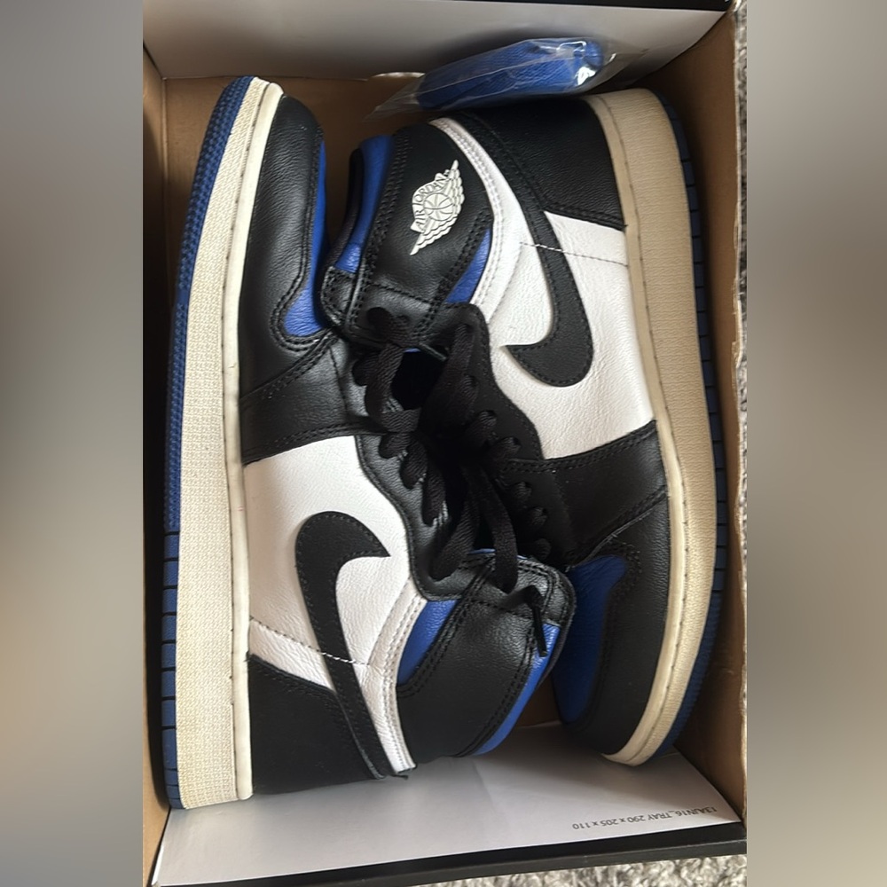 Air Jordan 1 Retro High Royal Toe 7Y 8.5W 9W